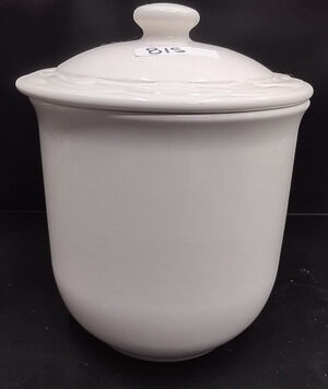 Pfaltzgraff ACADIA WHITE Medium 8" Canister